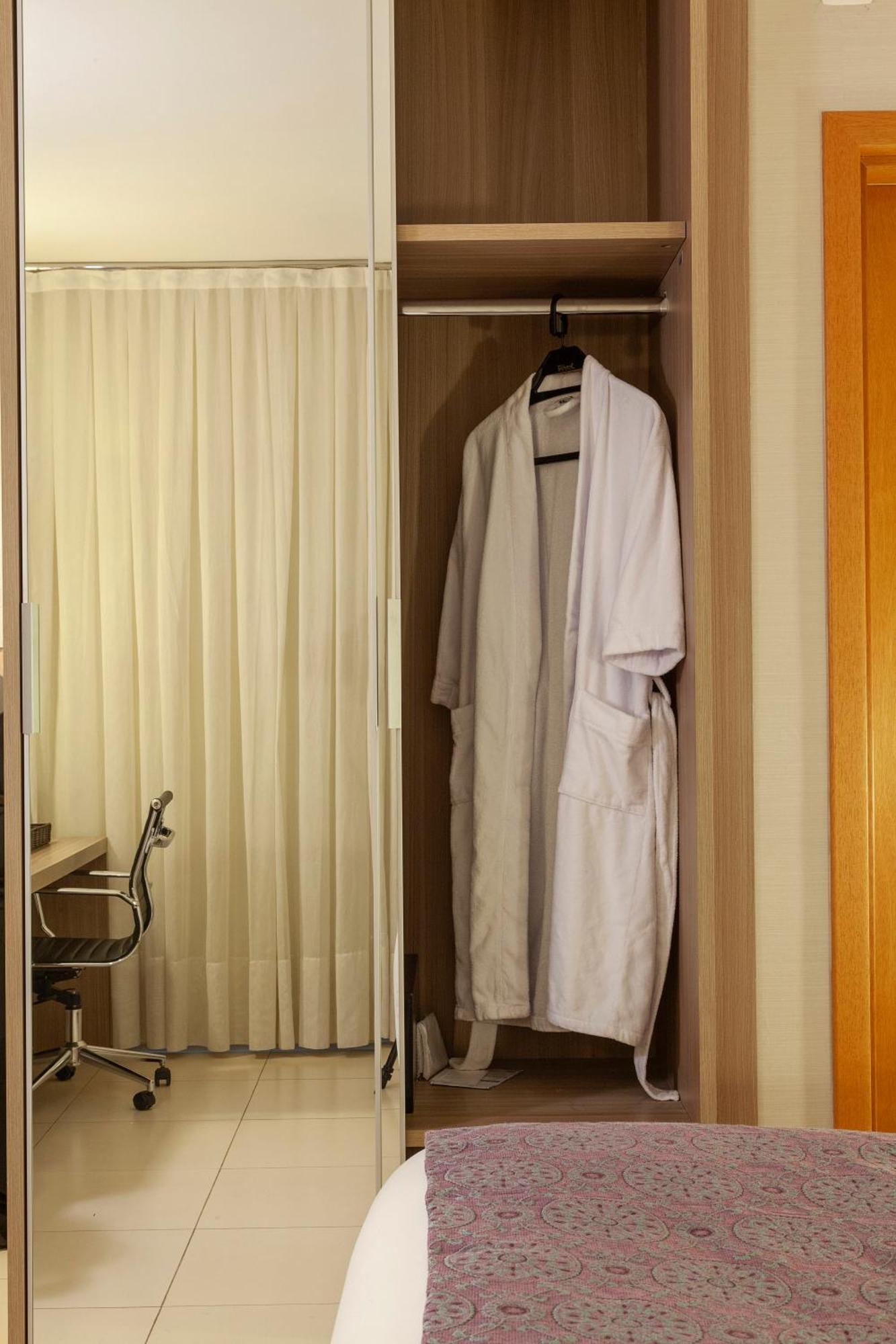 Quality Hotel Pampulha & Convention Center Бело Оризонти Екстериор снимка