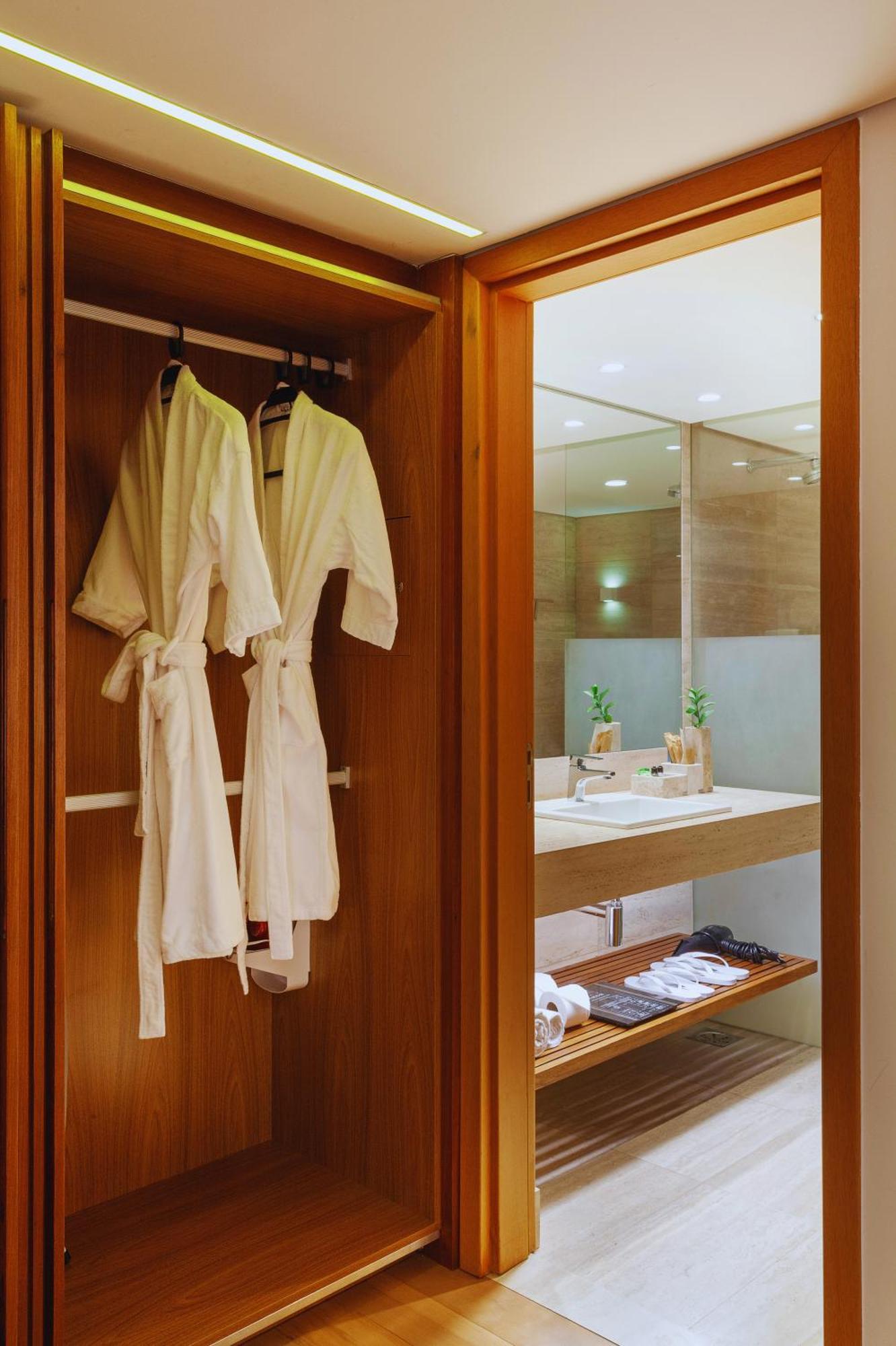 Quality Hotel Pampulha & Convention Center Бело Оризонти Екстериор снимка