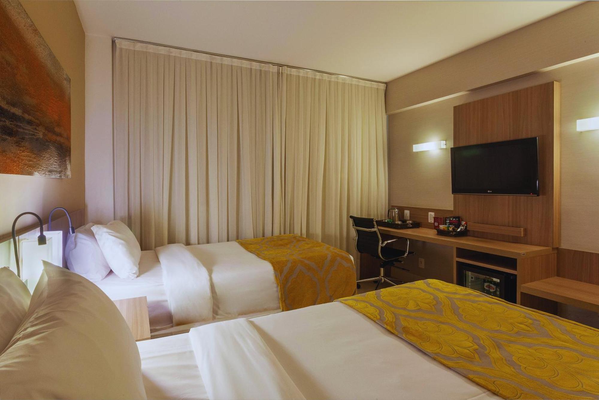 Quality Hotel Pampulha & Convention Center Бело Оризонти Екстериор снимка